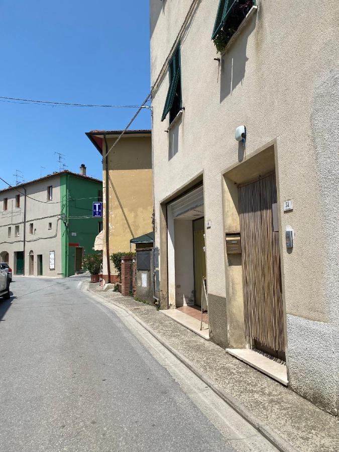 Apartamento Saba'S House Ghizzano Exterior foto